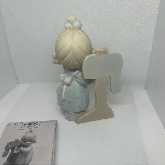 Vintage 1990 Precious Moments Sharing the Good News Together w/BOX - Picture 3 of 5